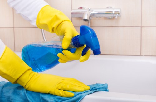 Clean residential windows in a leafy Richmond upon Thames street